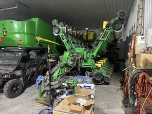 2016 John Deere 1795