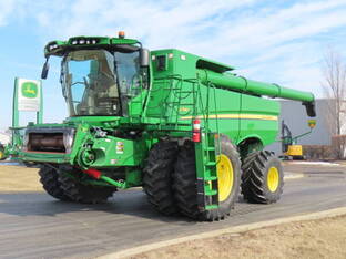 2018 John Deere S780