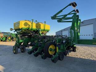 2024 John Deere 1775NT