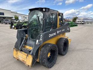 2022 John Deere 324G