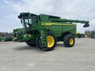 2025 John Deere S7 700