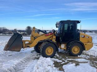 2023 Caterpillar 906