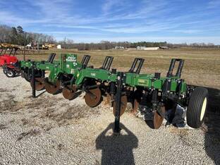 Unverferth ZONEBUILDER 132