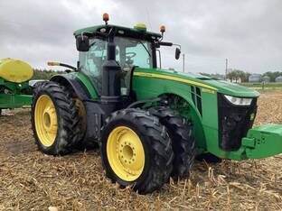 2015 John Deere 8370R