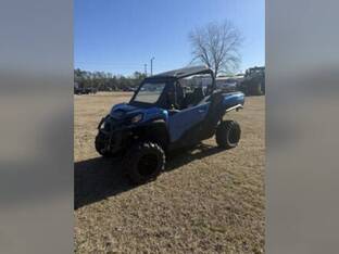 2023 can-am Commander XT-700