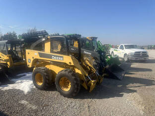 2009 John Deere 328