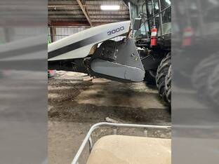 2016 Gleaner 3308