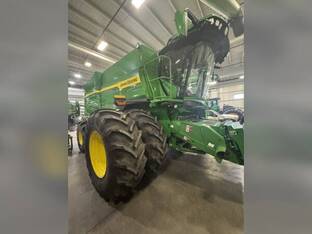 2025 John Deere S7 900