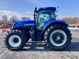 2015 New Holland T7.245