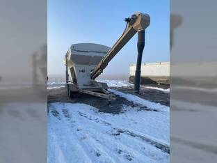 2025 Unverferth 3755XL