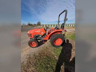 2013 Kubota L3200D