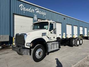 2013 Mack GRANITE GU713