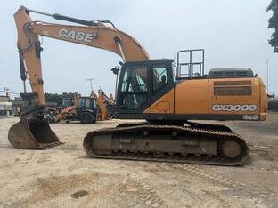 2022 Case CX300D
