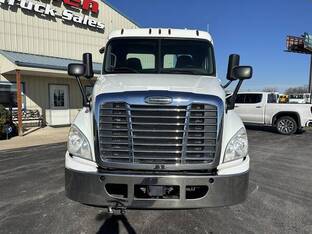 2019 Freightliner Cascadia