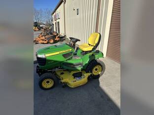 2017 John Deere X739