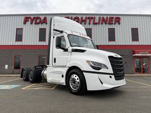 2026 Freightliner CASCADIA 126