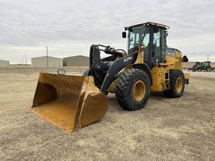 John Deere 624K