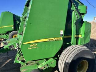2015 John Deere 569