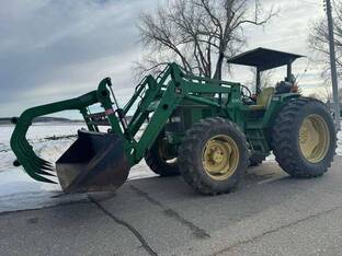 1993 John Deere 6200