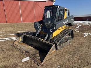 2018 John Deere 333G