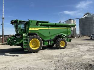 2023 John Deere X9 1000