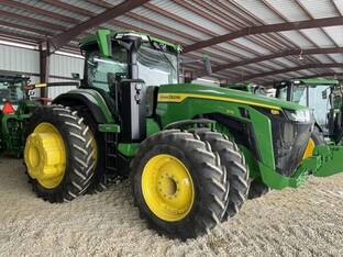 2025 John Deere 8R 370