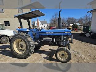 2001 New Holland 6610S