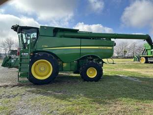 2024 John Deere S780