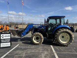 2017 New Holland T4.65