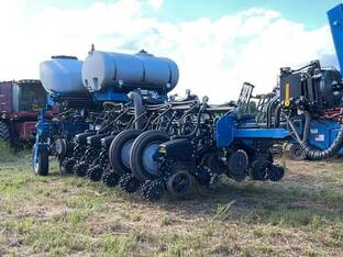 Kinze 5900
