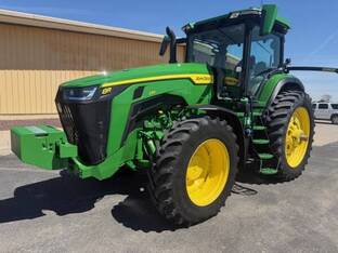 2024 John Deere 8R 230