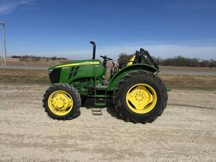 2021 John Deere 5075E