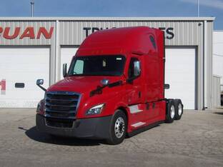 2022 Freightliner CASCADIA 126