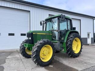 John Deere 6210