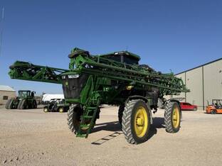 2025 John Deere 412R