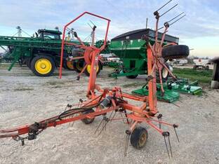 2015 Kuhn GF5202THA