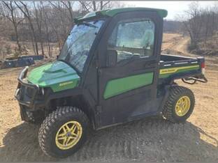 2022 John Deere GATOR XUV 835R