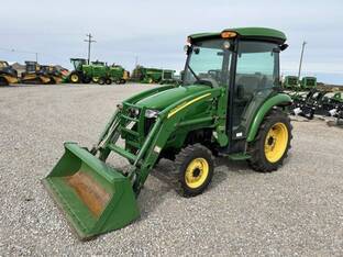 2006 John Deere 3320