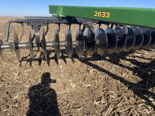 2019 John Deere 2633