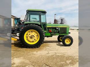 1973 John Deere 4230
