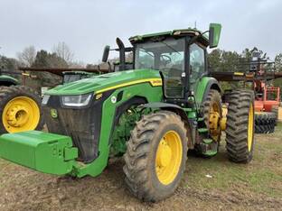2025 John Deere 8R 230