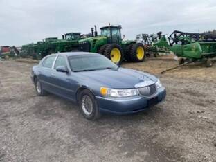 1999 Lincoln TOWNCAR