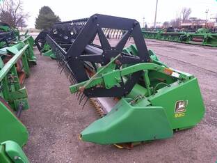 1998 John Deere 920