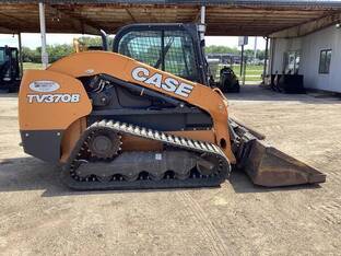 2021 Case TV370B