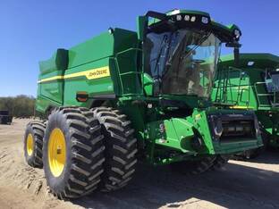 2025 John Deere S7 900