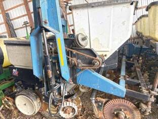 Kinze 3000