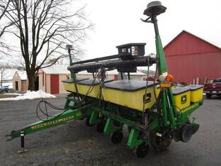 John Deere 1750