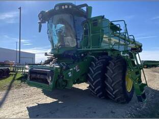 2025 John Deere S7 800