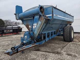 1997 Kinze 840