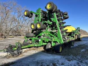 2020 John Deere 1890